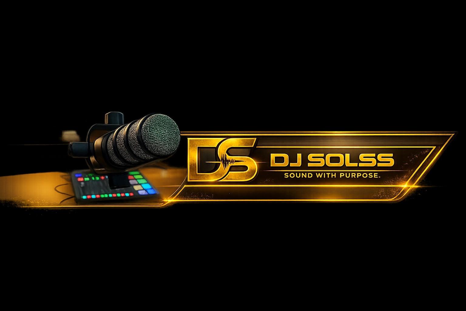 SM Studio Mic and Logo